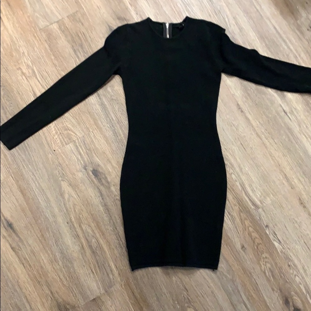 Black bodycon dress